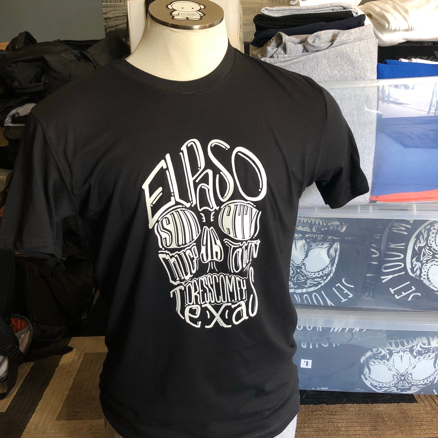 DressComfy Word Skull Tee